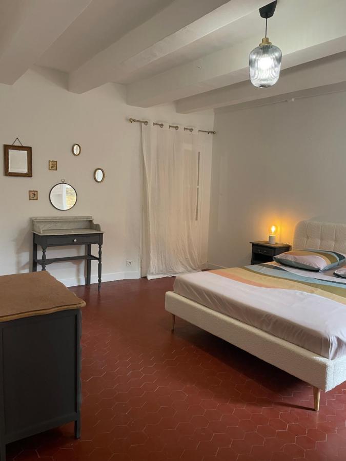 Апартаменты Sole Mia, Appt 2/4Pers Au Coeur De Bormes Экстерьер фото